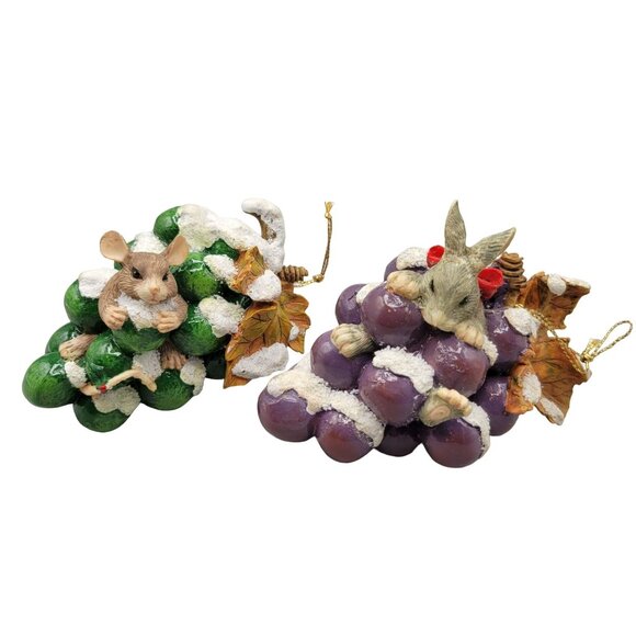 Charming Tails The Grape Escape Ornaments Early Retired 87/186 Set of Two - Picture 1 of 9